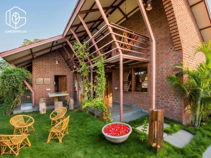 TỔNG HỢP 23 MẪU THIẾT KẾ NHÀ VƯỜN ĐẸP BẰNG GẠCH ĐỎ ĐẸP THỊNH HÀNH 2023