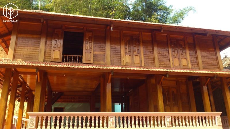 thiết kế nhà gỗ sân vườn