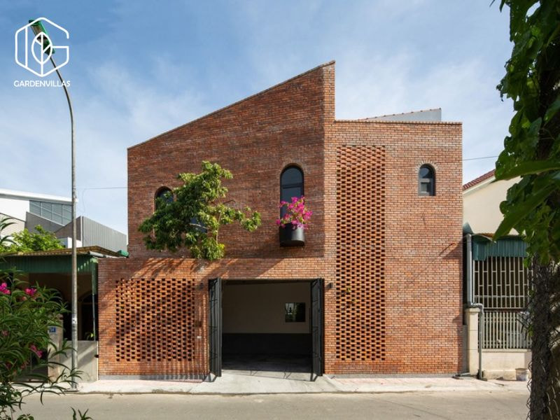 thiết kế nhà vườn đẹp xây bằng gạch đỏ