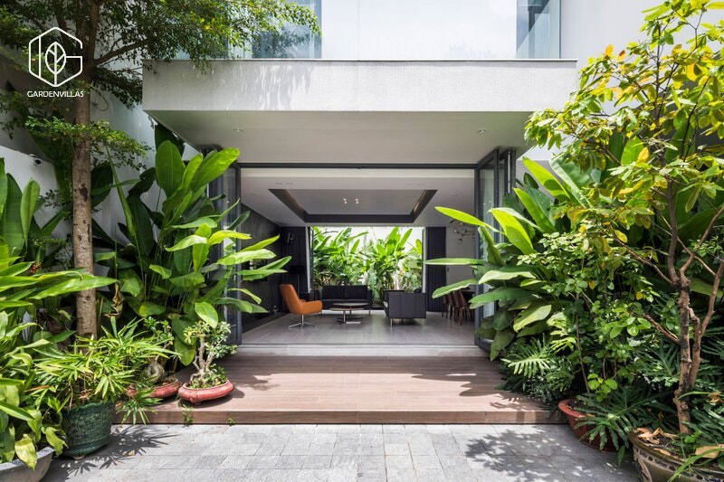 thiết kế nhà có sân vườn ở giữa